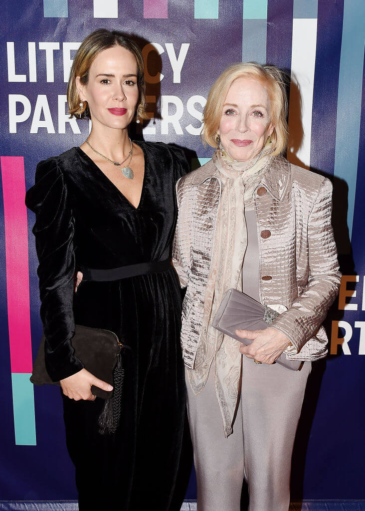 Can We Stop Focusing on Sarah Paulson and Holland Taylor's Ages and ...