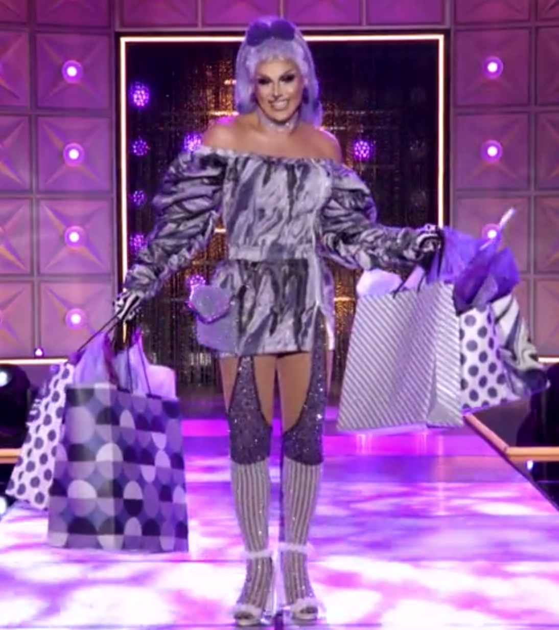 Jan's Clash of the Patterns look.