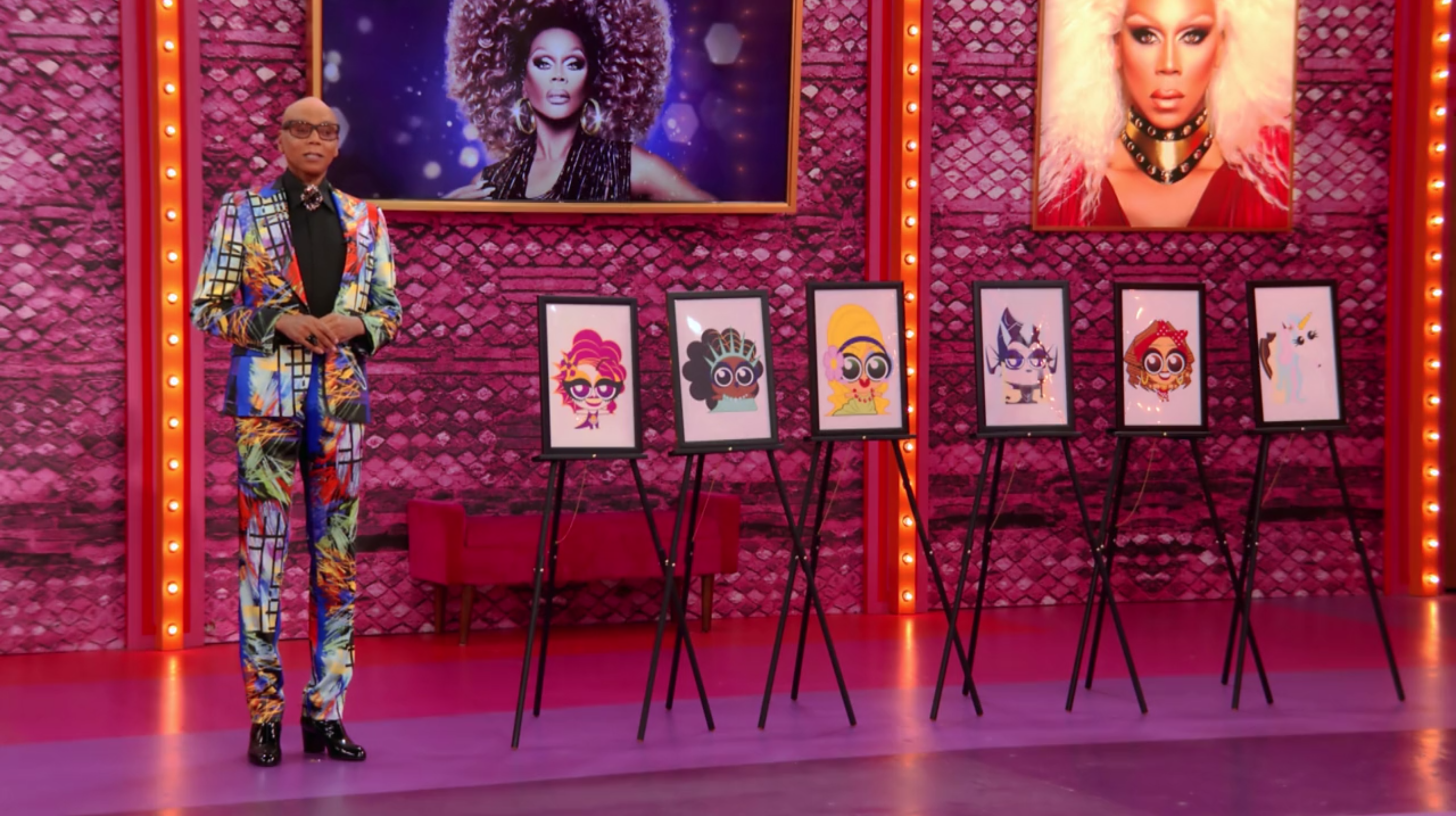 Ru presenting the Drag Tots.