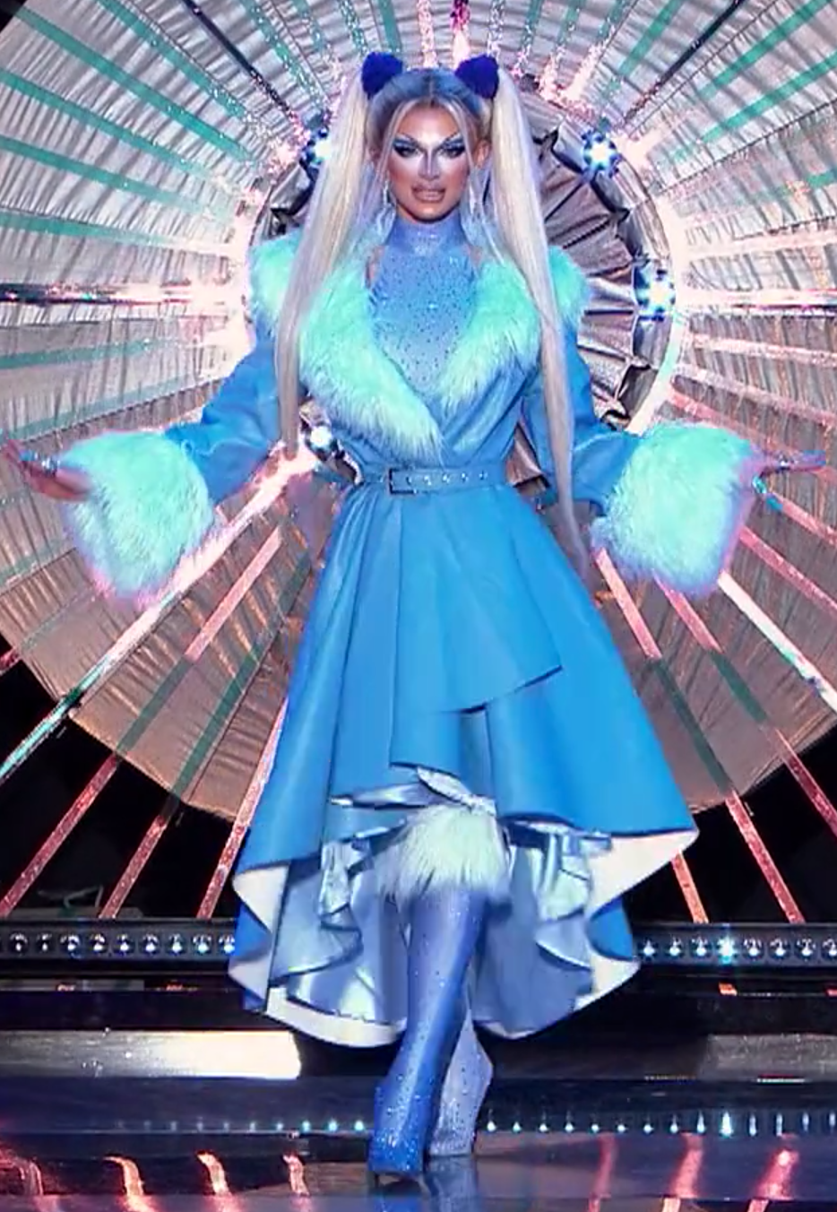 Krystal Versace's Spice Girl look.