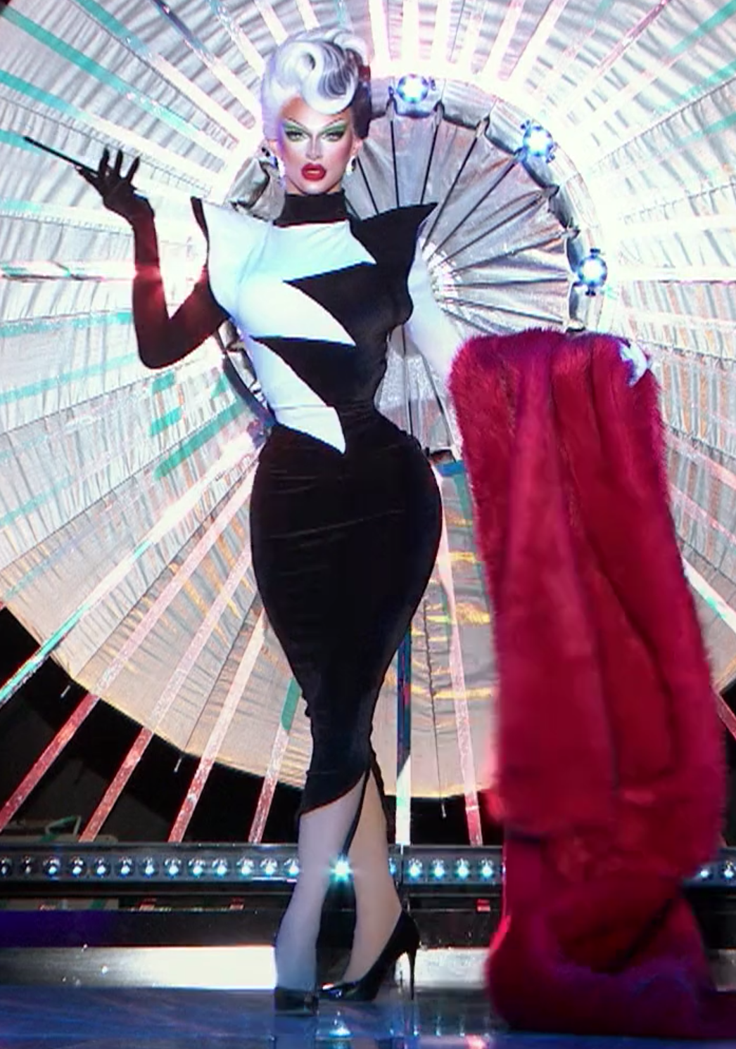 Krystal's Scene Stealers look.