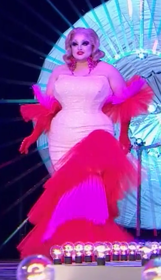 Victoria's finale look.